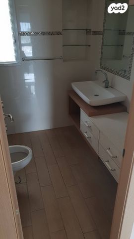 דירה, העמק 3, גבעת עמוס, נשר