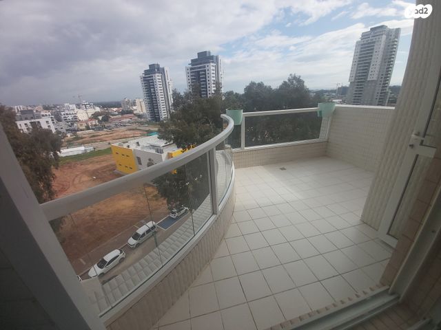 דירה, רמב"ם 24, רמת חן ובן ציון, נתניה