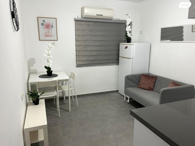 דירה, אברבנאל 16, שכונה י"א, באר שבע