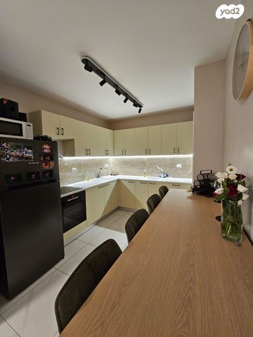 דירה, רב שילא 7, רמת עזרא / רמת בית שמש ד-2, בית שמש