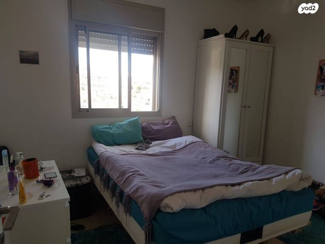 דירה, רמת הגולן 12, רובע ה', אריאל