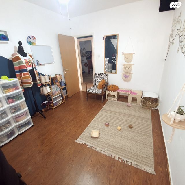 דירת גן, דרך אפרתה 7, רובע ד', אריאל