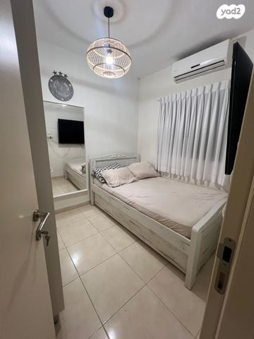 דירה, ז'בוטינסקי 17, שיכון ד, טבריה