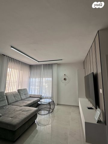 דירה, קרן היסוד 59, מרכז העיר, סביניה, הוותיקה, קרית ביאליק