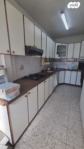 דירה, כצנלסון 14, לב העיר, בת ים