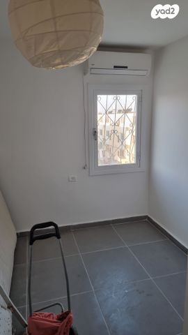 דירה, בר כוכבא 513, אליהו הנביא, ירוחם