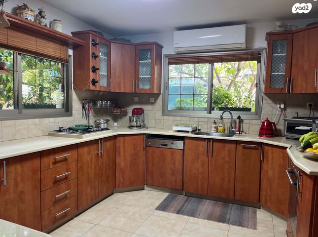 דו משפחתי, הנגב 29, רובע ג', אריאל