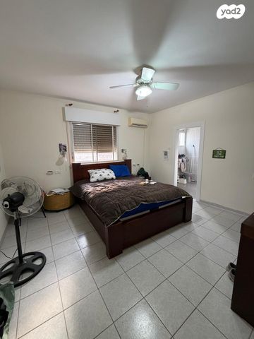 בית פרטי/ קוטג', חיים נחמן ביאליק 5, שיכון א', קרית שמונה