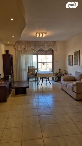 דירה, הרב קירשטיין 15, מרכז העיר, עפולה