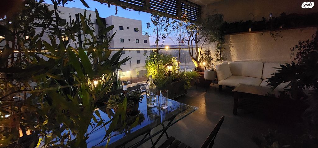 דירה, הרב שך 1, רמת שלמה, ירושלים