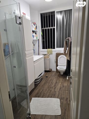 דירה, פנקס 16, לב העיר, בת ים