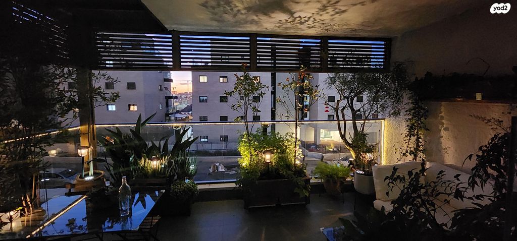 דירה, הרב שך 1, רמת שלמה, ירושלים