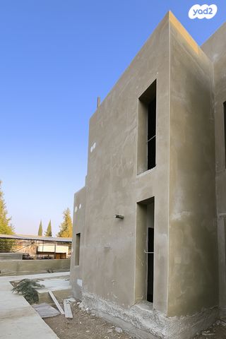 דו משפחתי, לח"י 22, שאר העיר, כפר תבור