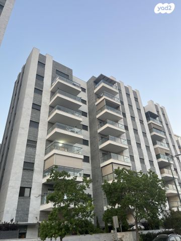 דירה, ארלוזורוב 1, אפרים, חדרה