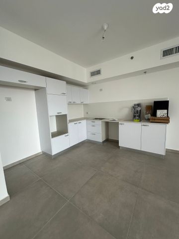 דירה, ש"י עגנון 1, שיכון רסקו, קרית אונו