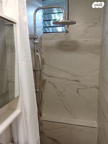 יחידת דיור, דקל 8, נווה סביון, אור יהודה