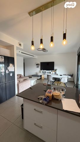 דירה, דרך השלום 14, שמעון פרס/ האצטדיון, נהריה