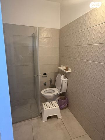 בית פרטי/ קוטג', יוסף אהרונוביץ' 20, נאות גנים, נתניה