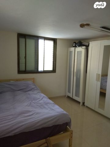 יחידת דיור, עמקה, עמקה, עמקה