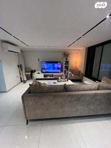 המורה אברהם 6