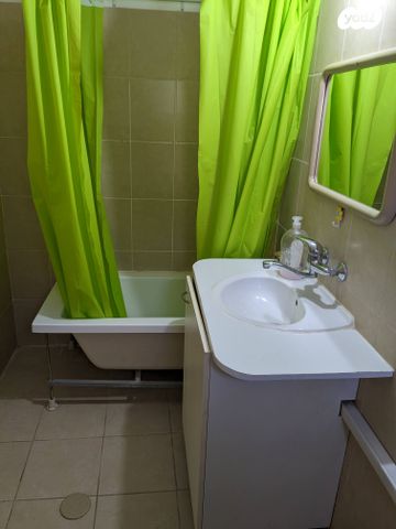 דירה, תל חי 52, שיכון ד', קרית שמונה