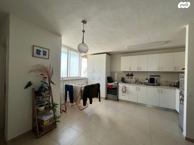 דירה, מעפילי אגוז 104, נווה חן, תל אביב יפו