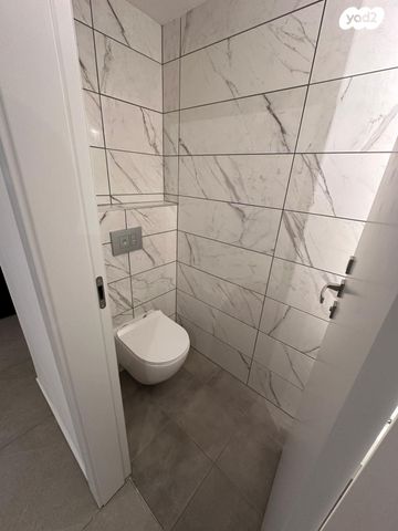 דירה, יוסף הגלילי 22, שכונת בן גוריון, מרכז העיר ג', רמת גן