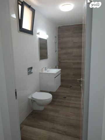 יחידת דיור, פטדה 4, הר שמואל, גבעת זאב