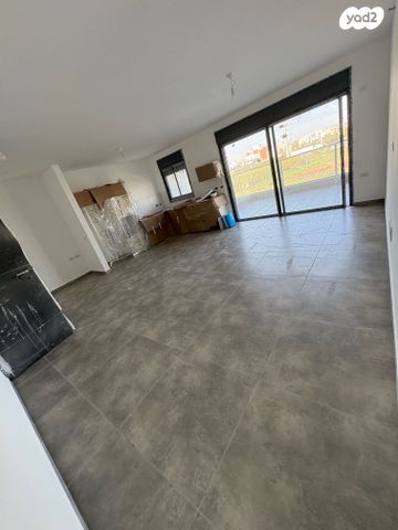 דירה, ירושלים 12, שאר העיר, גבעת שמואל