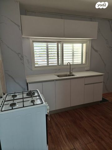 יחידת דיור, האלון 22, רובע ב', אריאל