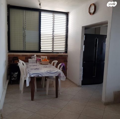 דירה, בנימין 43, ג' / מרכז מזרח העיר, רחובות