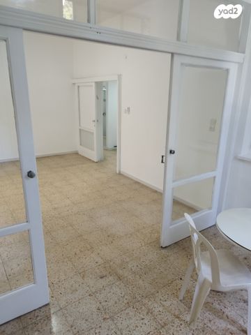 דירה, ביאליק 14, שכונת יהלום, מרכז העיר ב, רמת גן