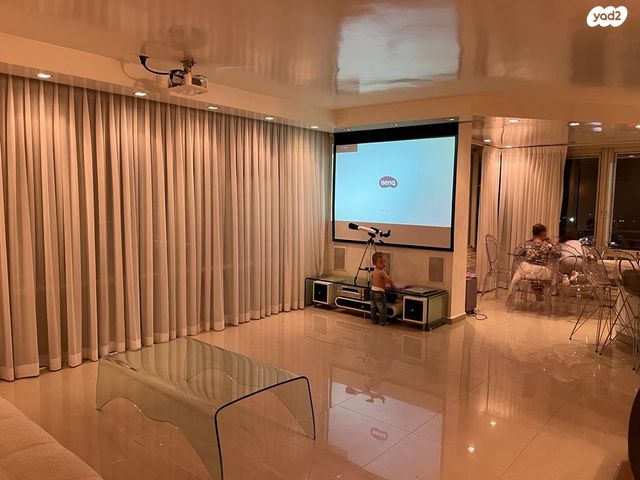 גג/ פנטהאוז, לסקוב 3, רמת גולדה, חיפה