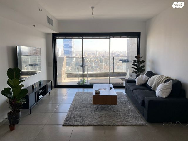 דירה, יוסף הגלילי 22, שכונת בן גוריון, מרכז העיר ג', רמת גן