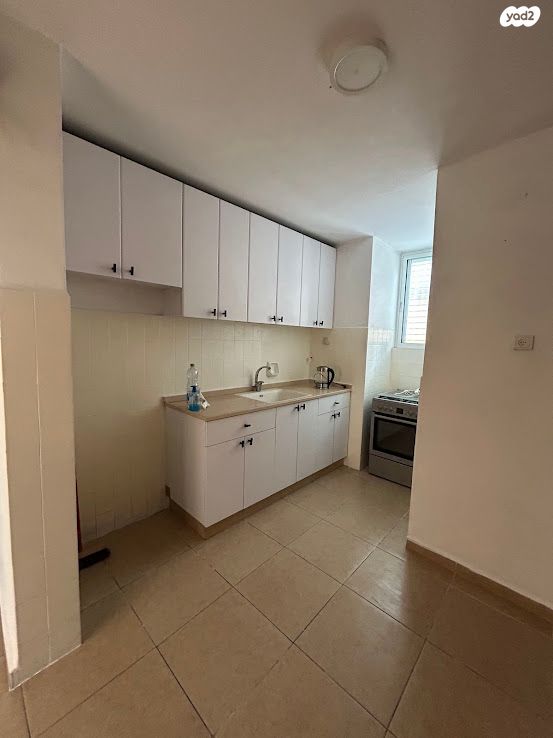 דירה, הרב שלום שבזי 128, שבזי, ראש העין