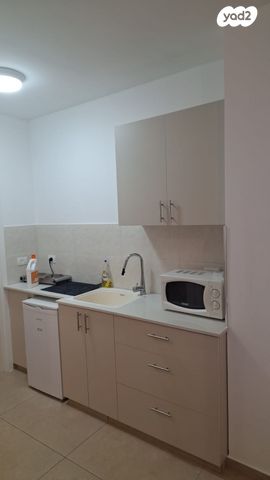 דירה, שדרות מונטיפיורי 15, ברנע, אשקלון