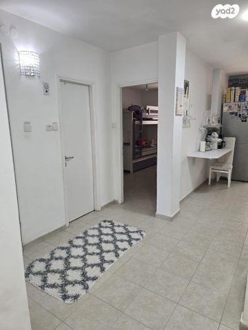 שדרות יעקב (ג'ירופי) 65