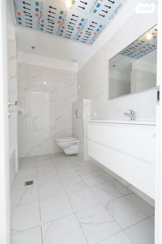 דירה, דרך לוי אשכול 178, קיראון, קרית אונו