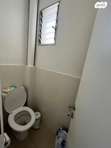 דירה, מעפילי אגוז 104, נווה חן, תל אביב יפו