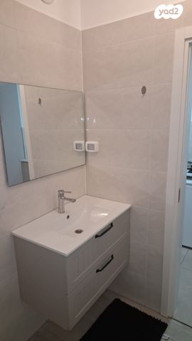 דירה, שדרות מונטיפיורי 15, ברנע, אשקלון