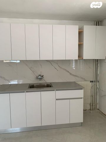 דירה, יצחק קצנלסון 2, קרית נורדאו, נתניה