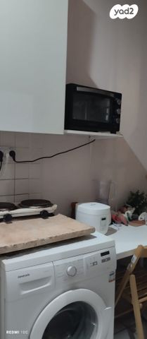 סטודיו/ לופט, מרדכי עליאש 5, מרכז העיר, ירושלים