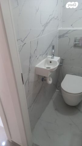 דירה, הרא"ה 40, שכונת הלל, רמת גן