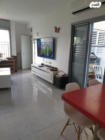 דירה, הרא"ה 40, שכונת הלל, רמת גן