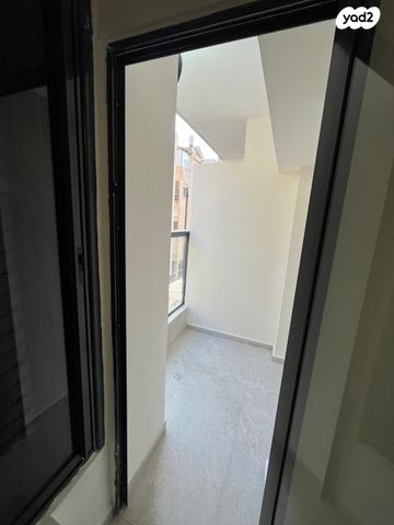 דירה, הנביאים 11, הנביאים, בת ים