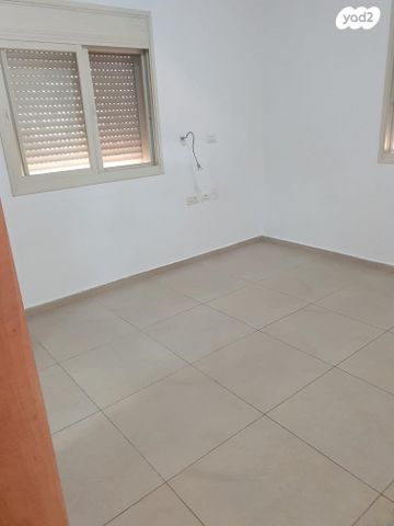 בית פרטי/ קוטג', הגפנים 6, כפר סירקין, כפר סירקין