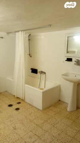 דירת גן, החרוב 23, עמינדב, עמינדב