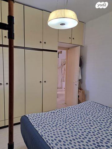 דירה, הוגו מולר 58, בן גוריון, קרית אתא