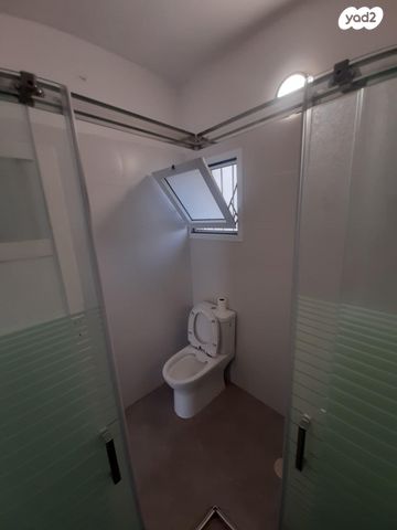 דירת גן, טרומן 4, גני אילן, קרית אונו