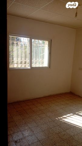 דירת גן, החרוב 23, עמינדב, עמינדב